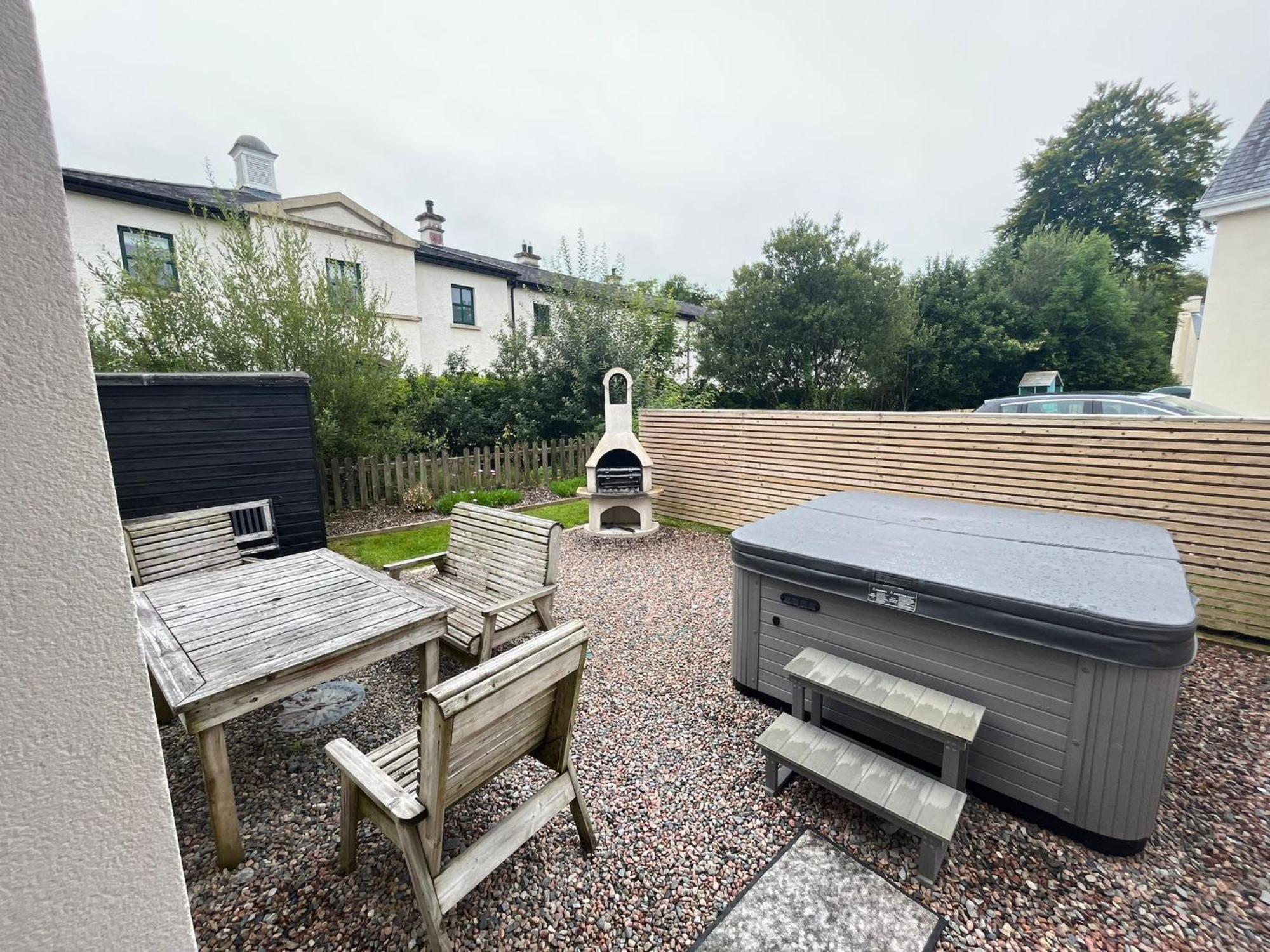 Dovecote Lodge On The 5 Star Lough Erne Resort Ballycassidy المظهر الخارجي الصورة